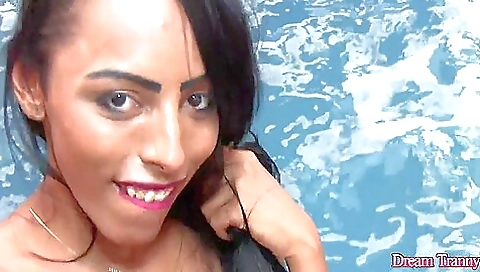 Adrielhy bronze gets naked and shows off her assets